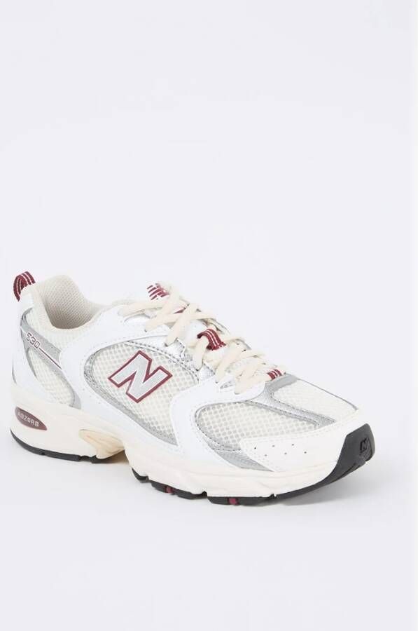 New Balance 530 sneaker van mesh met leren details