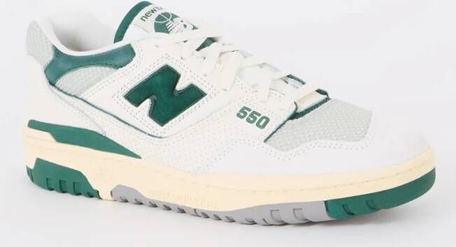 New Balance 550 sneaker van leer met mesh details