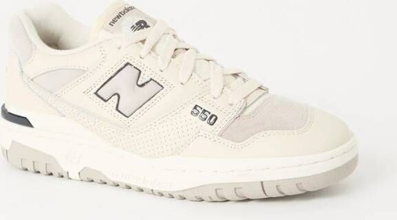 New Balance 550 sneaker van leer met suède details