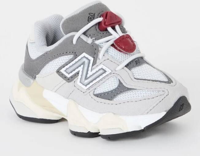 New Balance 9060 sneaker met mesh details