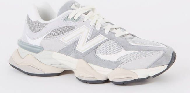 New Balance 9060 sneaker van suède met mesh details