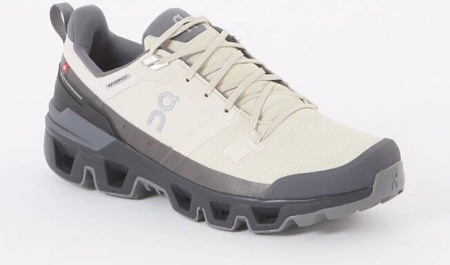 On Cloudwander Waterproof sneaker met mesh details