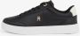 Tommy Hilfiger Plateausneakers ESSENTIAL CHIC COURT SNEAKER vrijetijdsschoen veterschoen lage schoen met th-sieraad - Thumbnail 1