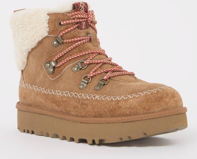 Ugg Classic Alpine Lace-Up veterboot van suède