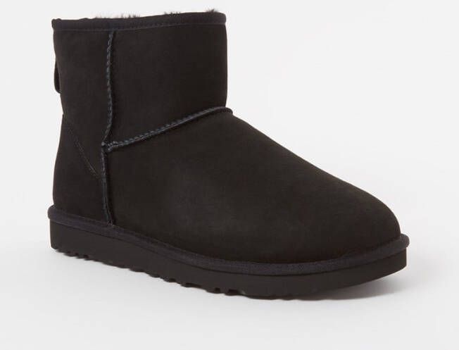 Ugg Classic Mini enkellaarsje van suède