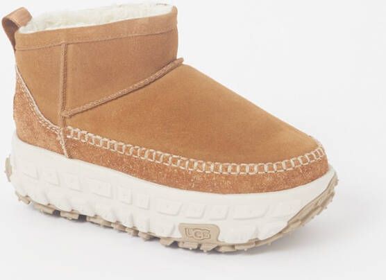 Ugg Venture Daze Ultra Mini enkellaarsje van suède