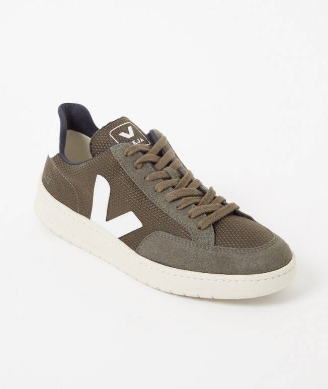 Veja V-12 sneaker met suède details