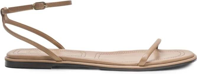 12 STOREEZ Leren sandalen Beige