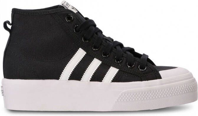 Adidas Nizza sneakers met plateauzool Zwart