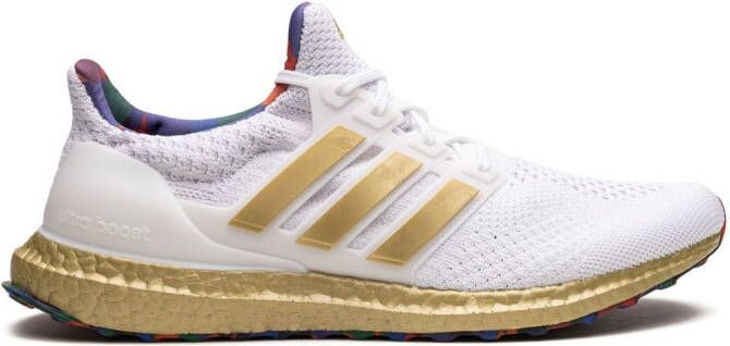 Adidas "Ultraboost 5.0 DNA Title IX sneakers" Wit