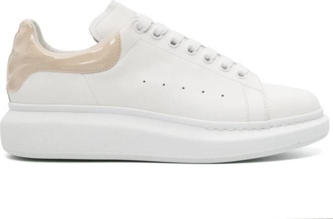 Alexander McQueen Oversized leren sneakers Wit