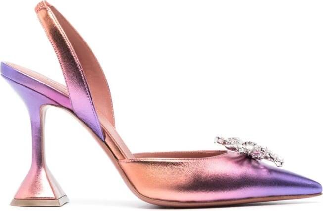 Amina Muaddi Rosie pumps met metallic-effect Paars