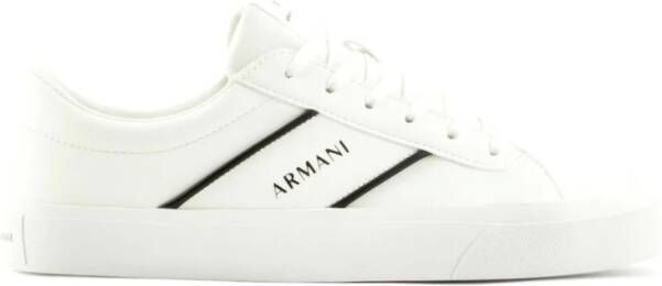 Armani Exchange Sneakers met logoprint Wit