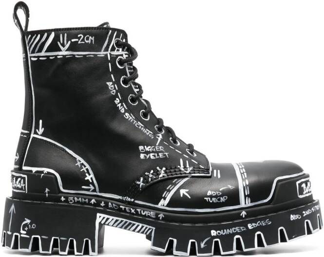 Balenciaga Combat boots met print Zwart