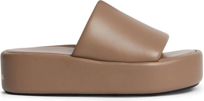 Balenciaga Rise slippers met plateauzool Beige