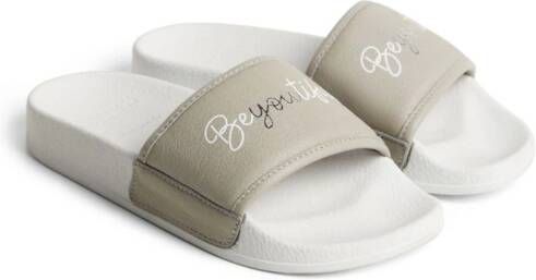 Brunello Cucinelli Kids Slippers met tekst Grijs