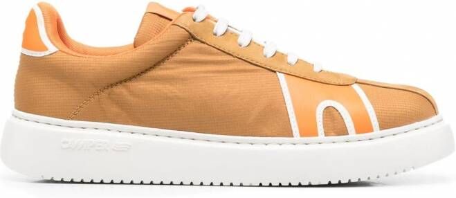 Camper Low-top sneakers Bruin