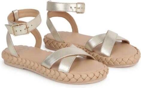 Chloé Kids Sandalen met gevlochten zool Goud