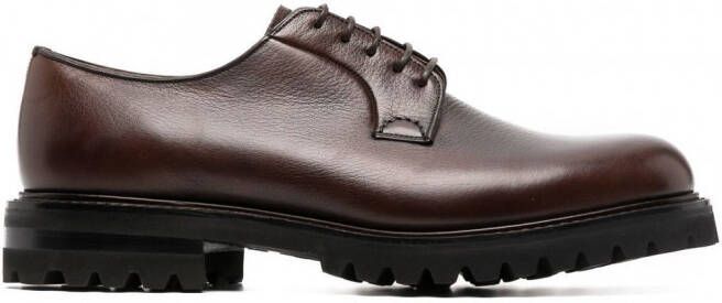 Church's Brogues met veters Bruin