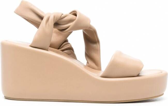 Clergerie Sandalen met geknoopt detail Beige