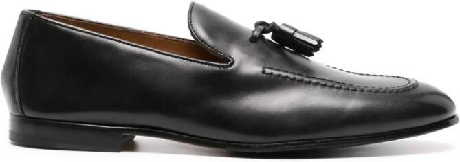 Doucal's Loafers met kwastjes Zwart