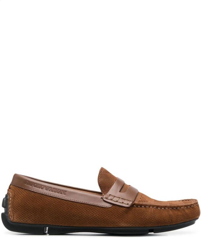 Emporio Armani Loafers met logo Bruin