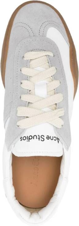 Acne Studios Leren sneakers met vlakken Beige