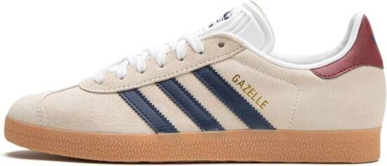 adidas "Gazelle Off White sneakers" Beige