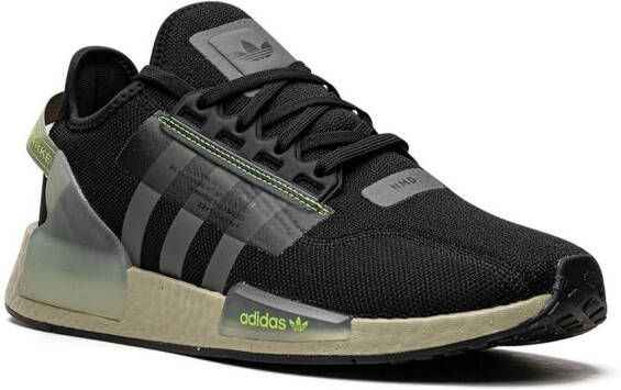 adidas NMD_R1 V2 low-top sneakers Zwart