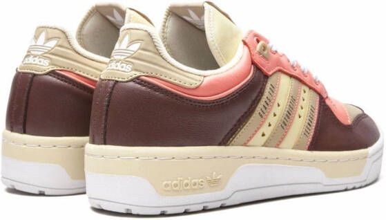 adidas Rivalry sneakers Beige