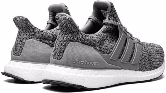 adidas UltraBoost 4.0 DNA sneakers Grijs