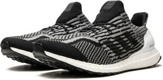 adidas Ultraboost 5 Uncaged DNA sneakers Zwart