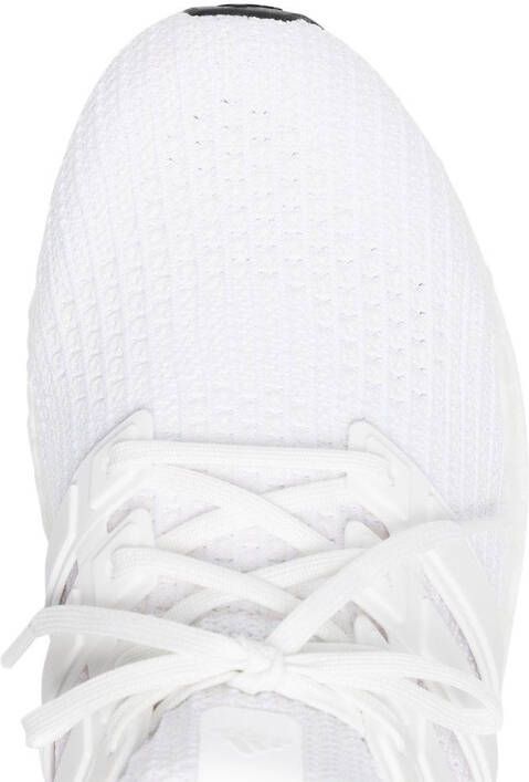 adidas white ultraboost sneakers Wit