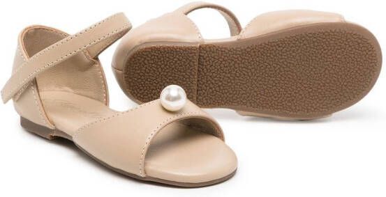 Age of Innocence Sandalen met parel Beige