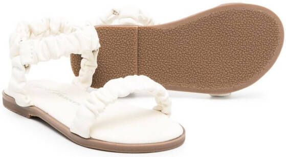 Age of Innocence Kyle leren sandalen met ruches Beige