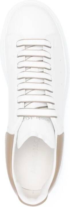 Alexander McQueen Larry leren sneakers Wit