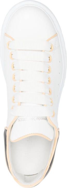 Alexander McQueen Leren sneakers Wit