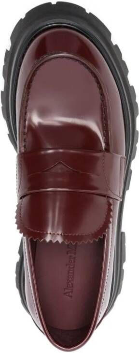 Alexander McQueen Loafers met geribbelde zool Rood