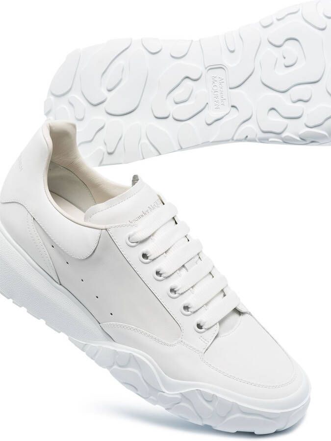 Alexander McQueen Oversized Court sneakers Wit