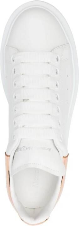 Alexander McQueen Oversized leren sneakers Wit