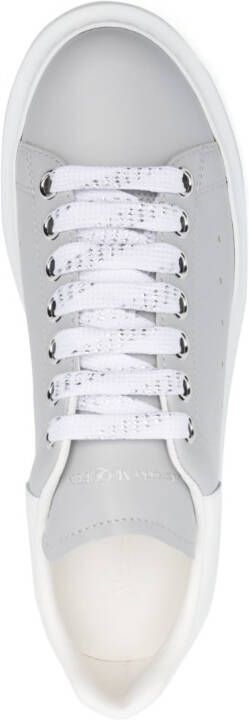 Alexander McQueen Oversized sneakers Grijs