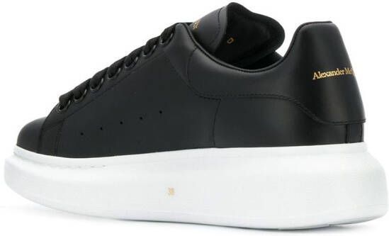 Alexander McQueen Oversized sneakers Zwart