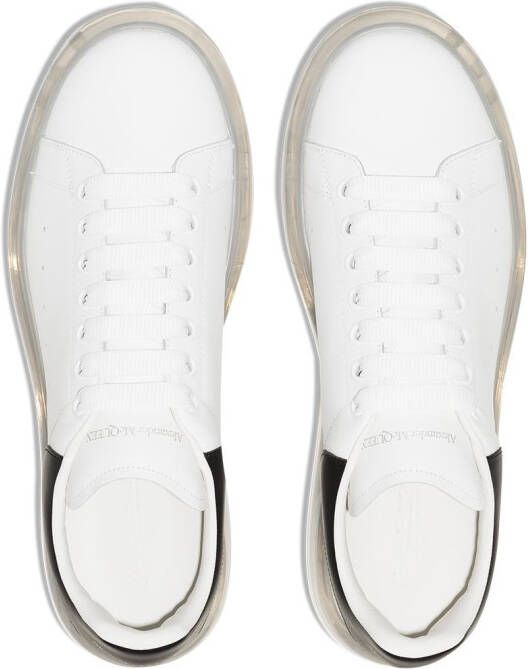 Alexander McQueen Oversized sneakers Wit