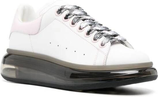 Alexander McQueen Sneakers met chunky zool Wit