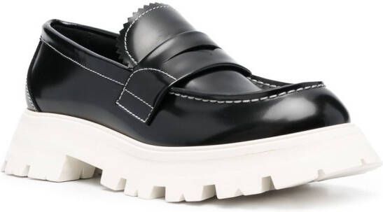 Alexander McQueen Loafers met geribbelde zool Zwart