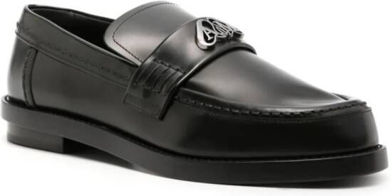 Alexander McQueen Leren loafers met Seal-plakkaat Zwart