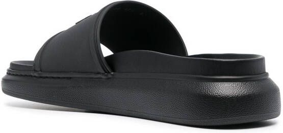 Alexander McQueen Slippers met logodetail Zwart