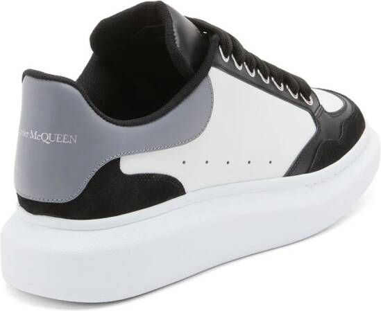 Alexander McQueen Oversized leren sneakers Wit