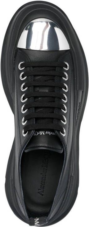 Alexander McQueen Tread sneakers met metalen neus Zwart