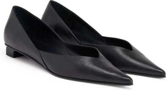 AMI Paris Leren pumps Zwart